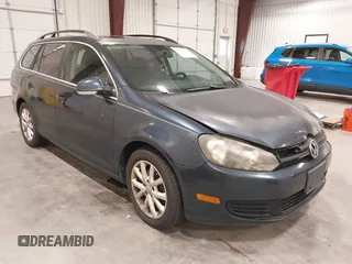 2010 Volkswagen Jetta with VIN 3VWTX8AJ7AM603635, listed as a IAAI auction lot 42410115 with 186,542 mi miles and . Bid and sale history available at DreamBid. Image 1.