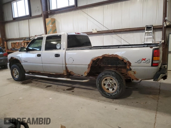 2005 GMC Sierra 3500 DRW SL z VIN 1GTHK33225F889643, wystawiony jako Copart lot #80901154 z przebiegiem Nie podano mil oraz Szkody całkowita. Historia ofert i sprzedaży dostępna na DreamBid. Obrazek 2.