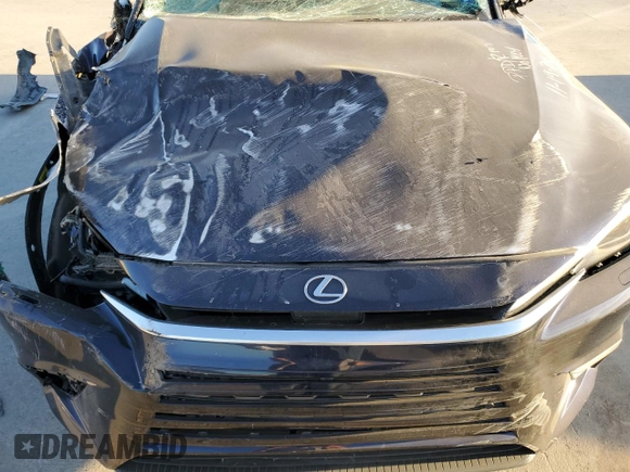 2024 Lexus TX 350 z VIN 5TDAAAA68RS006231, wystawiony jako Copart lot #81713674 z przebiegiem Nie podano mil oraz Szkoda całkowita • Salvage title. Historia ofert i sprzedaży dostępna na DreamBid. Obrazek 12.