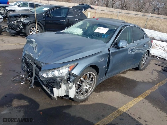 2015 Infiniti Q50 Premium with VIN JN1BV7AR7FM408550, listed as a IAAI auction lot 41619558 with 137,678 mi miles. Bid and sale history available at carsss.com. Image 2.