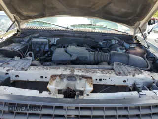 2003 Ford Expedition Special Service z VIN 1FMFU16L63LC08498, wystawiony jako Copart lot #46368215 z przebiegiem 125 848 mil mil oraz Szkoda całkowita • Salvage title. Historia ofert i sprzedaży dostępna na DreamBid. Obrazek 12.