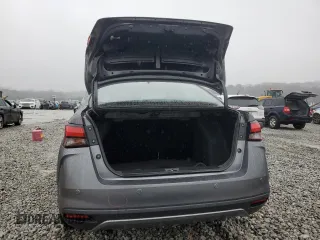 2020 Nissan Versa SV z VIN 3N1CN8EV7LL868959, wystawiony jako Copart lot #42682345 z przebiegiem 91 567 mil mil oraz Szkoda całkowita • Salvage title. Historia ofert i sprzedaży dostępna na DreamBid. Obrazek 6.