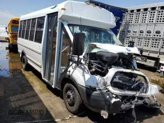 2019 Ford Transit z VIN 1FDES8PM6KKA24684, wystawiony jako Copart lot #58861745 z przebiegiem 67 564 mil mil oraz Szkoda całkowita • Salvage title. Historia ofert i sprzedaży dostępna na DreamBid. Obrazek 4.