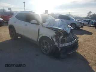 2021 Buick Encore GX Essence z VIN KL4MMFSL0MB179306, wystawiony jako Copart lot #87727245 z przebiegiem 70 332 mil mil oraz Nie do naprawy • Non repairable. Historia ofert i sprzedaży dostępna na DreamBid. Obrazek 4.