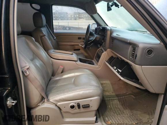 2006 Chevrolet Suburban Z71 with VIN 3GNFK16Z16G133085, listed as a Copart auction lot 80143244 with 0 mi miles and Salvage Title. Bid and sale history available at carsss.com. Image 7.