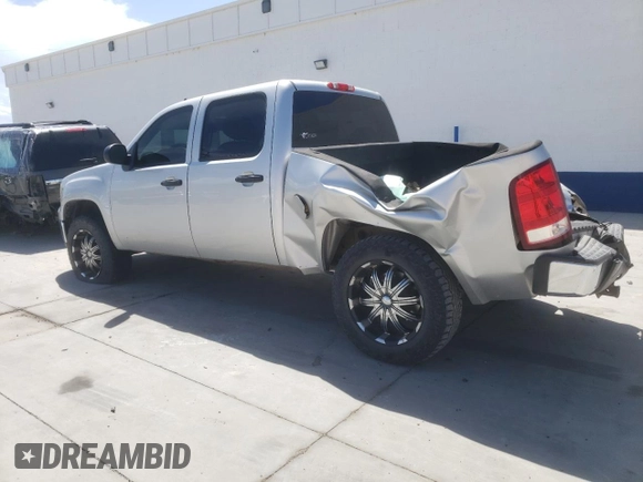2010 GMC Sierra 1500 with VIN 3GTXKVE28AG143985, listed as a Copart auction lot 67787004 with Not Provided miles and Salvage Title. Bid and sale history available at DreamBid. Image 2.