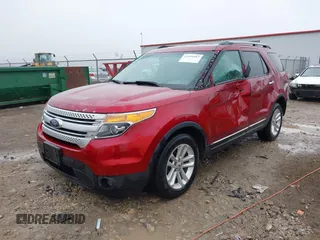 2013 Ford Explorer XLT with VIN 1FM5K7D94DGB68900, listed as a IAAI auction lot 41090687 with 219,170 mi miles and . Bid and sale history available at carsss.com. Image 2.