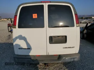 2002 Chevrolet Express with VIN 1GAHG39R321113335, listed as a Copart auction lot 76201084 with 190,718 mi miles and Clean Title. Bid and sale history available at carsss.com. Image 6.