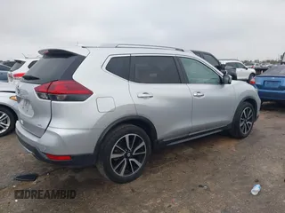 2020 Nissan Rogue SL with VIN 5N1AT2MTXLC701980, listed as a IAAI auction lot 41032122 with 85,287 mi miles. Bid and sale history available at carsss.com. Image 4.
