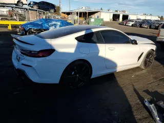 2019 BMW 8 Series M850i xDrive z VIN WBABC4C53KBU95426, wystawiony jako Copart lot #89221245 z przebiegiem Nie podano mil oraz Szkoda całkowita • Salvage title. Historia ofert i sprzedaży dostępna na DreamBid. Obrazek 3.