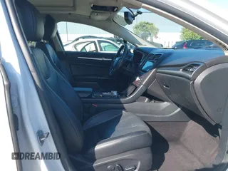 2017 Ford Fusion Hybrid Titanium с VIN 3FA6P0RU3HR323164, выставлен на аукционе IAAI как лот 42303571 с пробегом 119 732 миль миль и . История ставок и продаж доступна на DreamBid. Изображение 5.