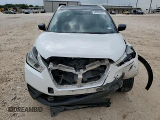 2019 Nissan Kicks SR with VIN 3N1CP5CU7KL516370, listed as a Copart auction lot 54486635 with 112,250 mi miles and Salvage Title. Bid and sale history available at carsss.com. Image 5.