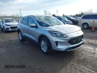 2020 Ford Escape SE с VIN 1FMCU0G60LUC71337, выставлен на аукционе IAAI как лот 41632373 с пробегом 77 473 миль миль и . История ставок и продаж доступна на DreamBid. Изображение 1.