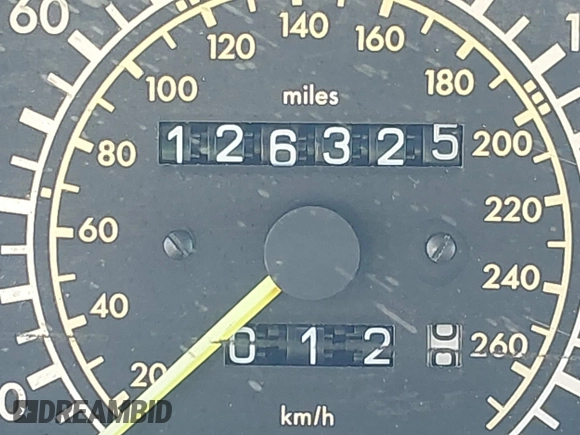 1988 Mercedes-Benz 560 with VIN WDBCA45D0JA390136, listed as a IAAI auction lot 42072781 with 126,325 mi miles and . Bid and sale history available at DreamBid. Image 15.