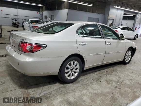 2002 Lexus ES 300 with VIN JTHBF30G925010715, listed as a Copart auction lot 55691895 with 202,913 mi miles and Salvage title. Bid and sale history available at DreamBid. Image 3.