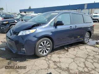 2020 Toyota Sienna XLE z VIN 5TDDZ3DC4LS231515, wystawiony jako Copart lot #64728345 z przebiegiem 70 361 mil mil oraz Szkoda całkowita • Salvage title. Historia ofert i sprzedaży dostępna na DreamBid. Obrazek 1.