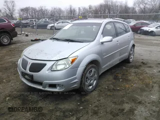 2005 Pontiac Vibe with VIN 5Y2SM63805Z418224, listed as a IAAI auction lot 41707286 with 206,559 mi miles. Bid and sale history available at carsss.com. Image 2.