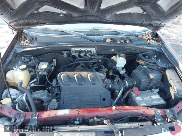 2008 Mazda Tribute ES with VIN 4F2CZ06168KM04987, listed as a IAAI auction lot 41267866 with 177,894 mi miles. Bid and sale history available at carsss.com. Image 10.