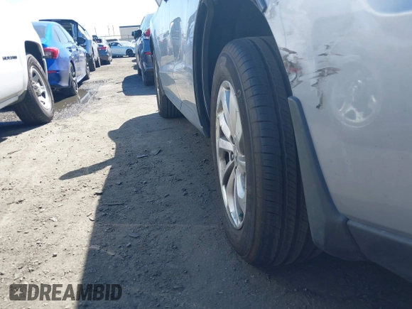 2016 Acura RDX Technology with VIN 5J8TB3H52GL011746, listed as a IAAI auction lot 41817596 with 82,546 mi miles and . Bid and sale history available at DreamBid. Image 18.