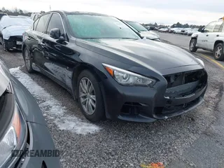 2015 Infiniti Q50 with VIN JN1BV7AP2FM332850, listed as a IAAI auction lot 41345734 with 197,874 mi miles. Bid and sale history available at carsss.com. Image 1.
