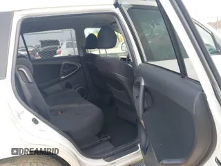 2007 Toyota RAV4 Sport with VIN JTMZD32V575059290, listed as a IAAI auction lot 41711738 with 260,346 mi miles. Bid and sale history available at carsss.com. Image 8.