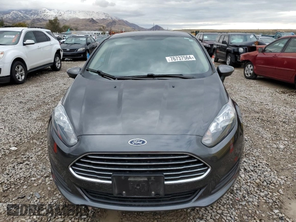 2018 Ford Fiesta SE z VIN 3FADP4BJ1JM115298, wystawiony jako Copart lot #76737564 z przebiegiem Nie podano mil oraz Szkoda całkowita • Salvage title. Historia ofert i sprzedaży dostępna na DreamBid. Obrazek 5.