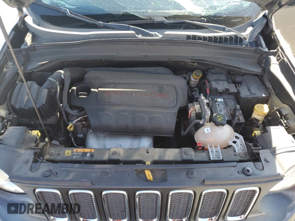 2017 Jeep Renegade Latitude with VIN ZACCJABB4HPE66423, listed as a Copart auction lot 53924625 with 97,922 mi miles and Salvage Title. Bid and sale history available at carsss.com. Image 12.