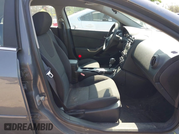 2008 Pontiac G6 1SV Value Leader с VIN 1G2ZF57B984119944, выставлен на аукционе IAAI как лот 42513599 с пробегом 124 648 миль миль и . История ставок и продаж доступна на DreamBid. Изображение 5.