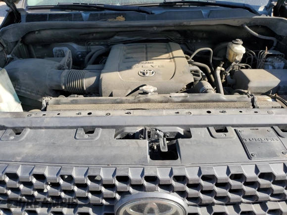 2021 Toyota Tundra 2WD SR5 with VIN 5TFEY5F13MX272535, listed as a Copart auction lot 52423015 with 191,122 mi miles and Salvage Title. Bid and sale history available at carsss.com. Image 11.