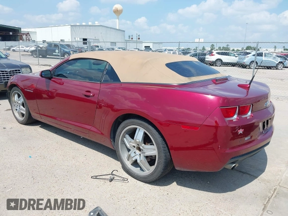 2011 Chevrolet Camaro 1LT z VIN 2G1FB3DD7B9171493, wystawiony jako IAAI lot #42296594 z przebiegiem 211 741 mil mil oraz . Historia ofert i sprzedaży dostępna na DreamBid. Obrazek 3.