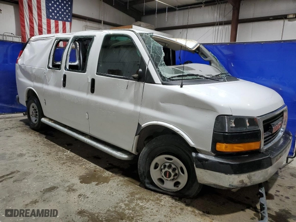 2023 GMC Savana Cargo Van with VIN 1GTW7AFP1P1138957, listed as a Copart auction lot 83101944 with 16,124 mi miles and Salvage Title. Bid and sale history available at carsss.com. Image 4.