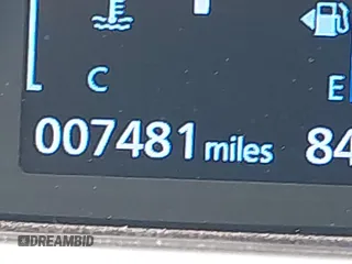 2025 Mitsubishi Eclipse Cross SE z VIN JA4ATWAA5SZ004141, wystawiony jako IAAI lot #42188861 z przebiegiem 7 481 mil mil oraz . Historia ofert i sprzedaży dostępna na DreamBid. Obrazek 15.