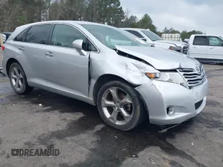2010 Toyota Venza with VIN 4T3ZK3BB4AU021402, listed as a IAAI auction lot 41504035 with 267,947 mi miles. Bid and sale history available at carsss.com. Image 1.