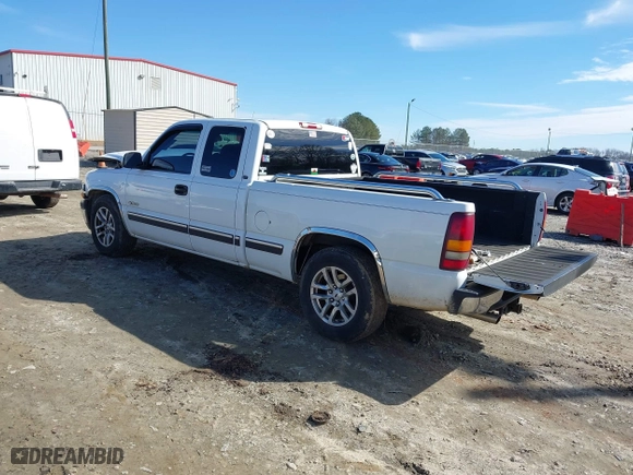 2001 Chevrolet Silverado 1500 LT with VIN 1GCEC19T01Z152616, listed as a IAAI auction lot 41454877 with 208,347 mi miles. Bid and sale history available at carsss.com. Image 3.