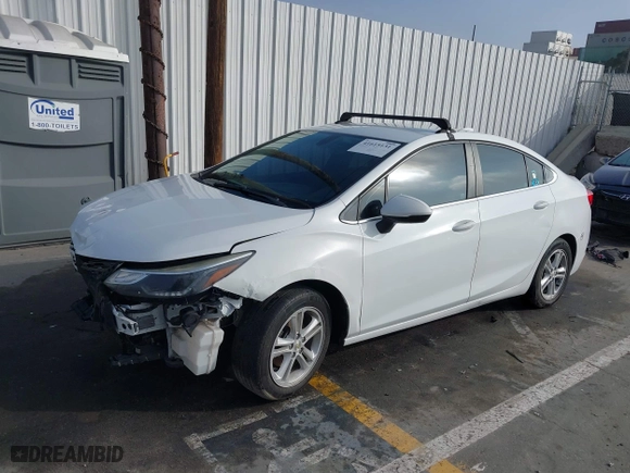 2018 Chevrolet Cruze LT with VIN 1G1BE5SM7J7170333, listed as a IAAI auction lot 41615131 with 166,290 mi miles. Bid and sale history available at carsss.com. Image 18.