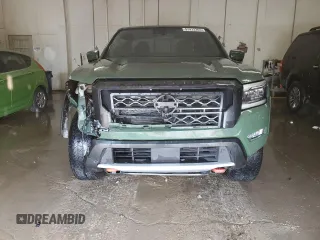2024 Nissan Frontier SV z VIN 1N6ED1EK0RN603523, wystawiony jako Copart lot #57412365 z przebiegiem 33 638 mil mil oraz Szkoda całkowita • Salvage title. Historia ofert i sprzedaży dostępna na DreamBid. Obrazek 5.