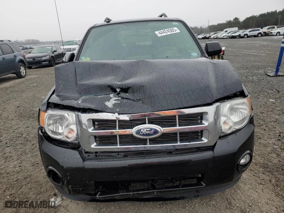 2011 Ford Escape XLT with VIN 1FMCU9DG5BKB23230, listed as a Copart auction lot 44424505 with 182,291 mi miles and Salvage Title. Bid and sale history available at carsss.com. Image 5.