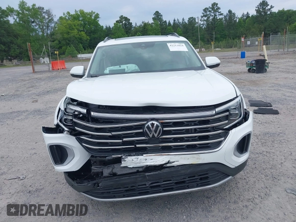 2024 Volkswagen Atlas SE with VIN 1V2JR2CA3RC614867, listed as a IAAI auction lot 42213818 with 6,832 mi miles and . Bid and sale history available at DreamBid. Image 12.