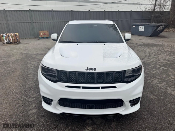 2021 Jeep Grand Cherokee SRT with VIN 1C4RJFDJXMC768325, listed as a Copart auction lot 52925255 with 14,833 mi miles and Clean Title. Bid and sale history available at carsss.com. Image 5.