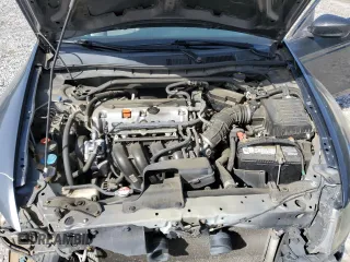 2011 Honda Accord EX z VIN 1HGCP2F76BA092030, wystawiony jako Copart lot #56757865 z przebiegiem 235 432 mil mil oraz Szkoda całkowita • Salvage title. Historia ofert i sprzedaży dostępna na DreamBid. Obrazek 11.