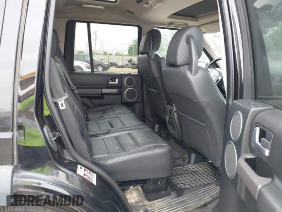 2006 Land Rover LR3 SE with VIN SALAE25436A403902, listed as a IAAI auction lot 42680247 with 111,605 mi miles and . Bid and sale history available at DreamBid. Image 8.