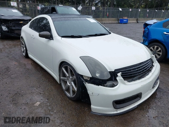 2004 Infiniti G35 Coupe w/Leather with VIN JNKCV54E34M824444, listed as a IAAI auction lot 41984306 with 165,293 mi miles. Bid and sale history available at carsss.com. Image 1.