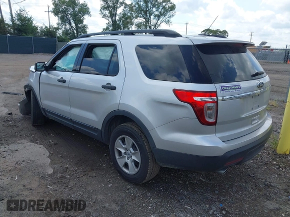 2014 Ford Explorer with VIN 1FM5K8B85EGB44879, listed as a IAAI auction lot 40226603 with 152,778 mi miles and . Bid and sale history available at carsss.com. Image 3.