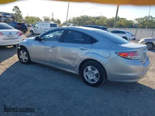 2009 Mazda Mazda6 i Sport with VIN 1YVHP81A895M20622, listed as a IAAI auction lot 41834764 with 182,058 mi miles. Bid and sale history available at carsss.com. Image 3.