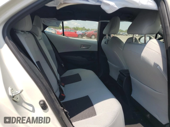 2020 Toyota Corolla Hatchback SE with VIN JTND4RBE8L3093965, listed as a Copart auction lot 66914464 with 33,584 mi miles and Salvage Title. Bid and sale history available at carsss.com. Image 10.