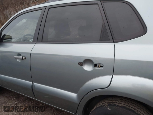 2006 Hyundai Tucson GLS with VIN KM8JN12D76U377059, listed as a IAAI auction lot 41953904 with 92,213 mi miles. Bid and sale history available at carsss.com. Image 17.