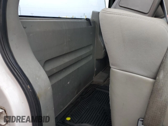 2008 Ford F-150 XL z VIN 1FTRF14W28KD54256, wystawiony jako Copart lot #58759235 z przebiegiem Nie podano mil oraz Czysty tytuł • Clean title. Historia ofert i sprzedaży dostępna na DreamBid. Obrazek 10.