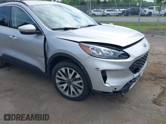 2020 Ford Escape Titanium с VIN 1FMCU9J99LUB45758, выставлен на аукционе IAAI как лот 42286143 с пробегом 51 177 миль миль и . История ставок и продаж доступна на DreamBid. Изображение 6.