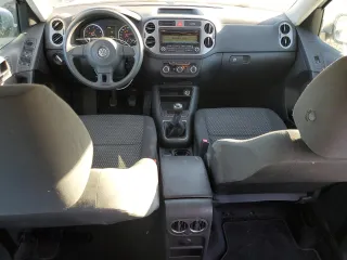 2011 Volkswagen Tiguan with VIN WVGCV7AXXBW502013, listed as a Copart auction lot 88782505 with 45,091 mi miles and Salvage Title. Bid and sale history available at DreamBid. Image 8.