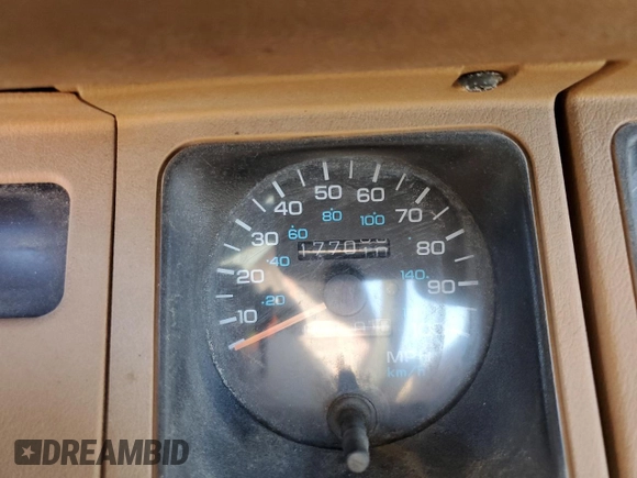 1995 Jeep Wrangler S with VIN 1J4FY19P4SP297464, listed as a Copart auction lot 82138474 with 177,010 mi miles and Clean Title. Bid and sale history available at carsss.com. Image 9.